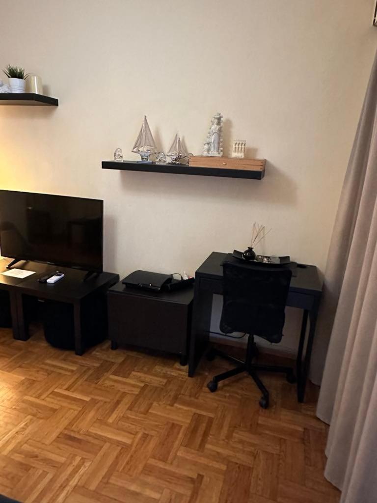 Renovated Cozy Apartment Near To Acropolis Athens Ngoại thất bức ảnh